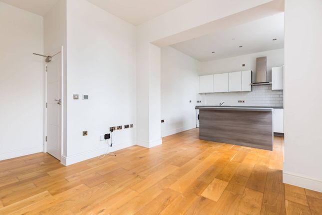 Thumbnail Flat for sale in Quant Building E17, Walthamstow, London,