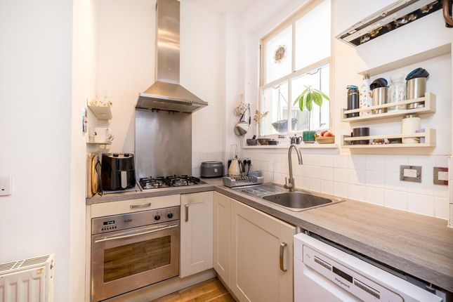 Flat 3A, Alexandra House, St. Marys Terrace, London photo 4