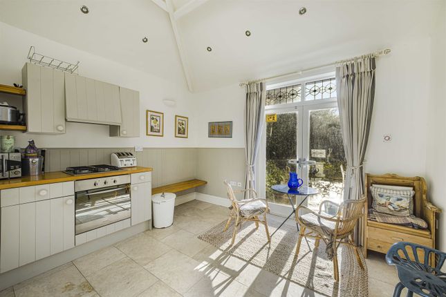 Annexe Kitchen