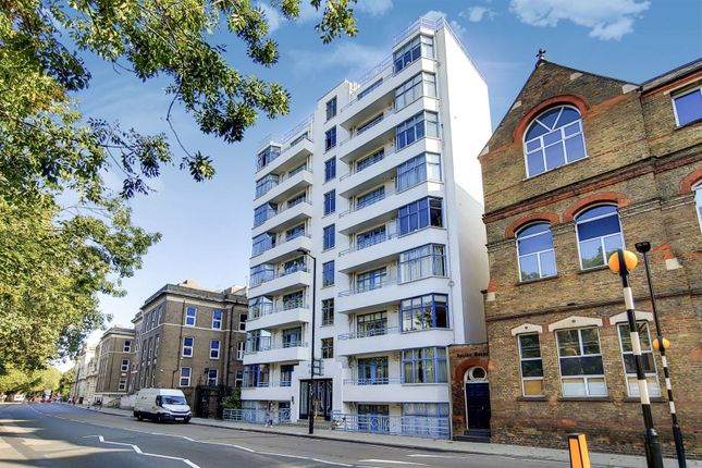 Thumbnail Flat to rent in Grays Inn Road, Bloomsbury, London