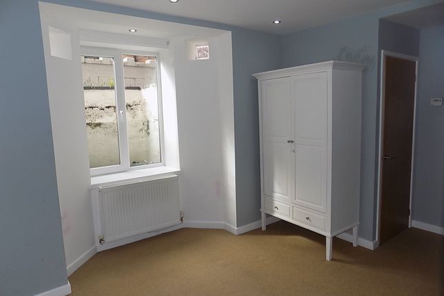 36  Station Street, Ashbourne Derbyshire photo 5