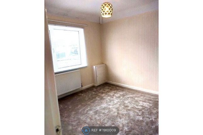 Bungalow to rent in Kingsway Grove, Rotherham