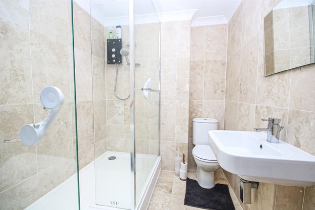 Flat 16, Yare Court 22A, Yarmouth Road, Norwich photo 4