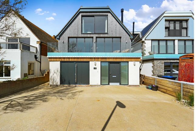 29, Kings Walk, West Sussex photo 3
