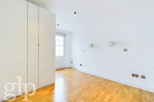 3  Flat A, Lowndes Court, London photo 4