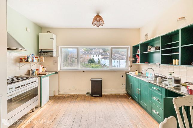 9, Queens Terrace, Totnes photo 3