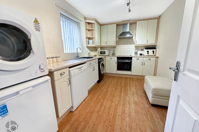 17, Marsh Crescent, Colchester photo 3