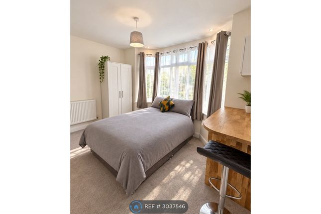 Wimborne Road, Moordown, Bournemouth photo 2