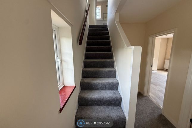 Ilbury Close, Shinfield, Reading photo 2