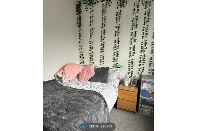 Room to rent in Newcome Road, Portsmouth