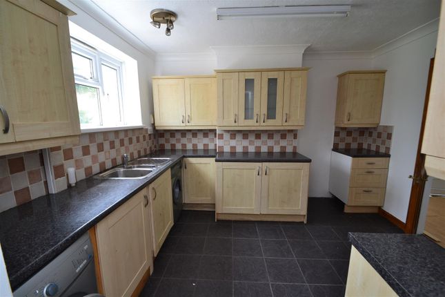 14, Broadway, Leicestershire photo 2