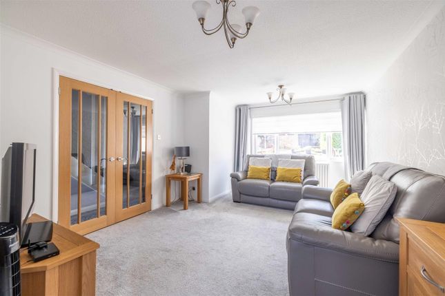 13, Basford Way, Windsor photo 4