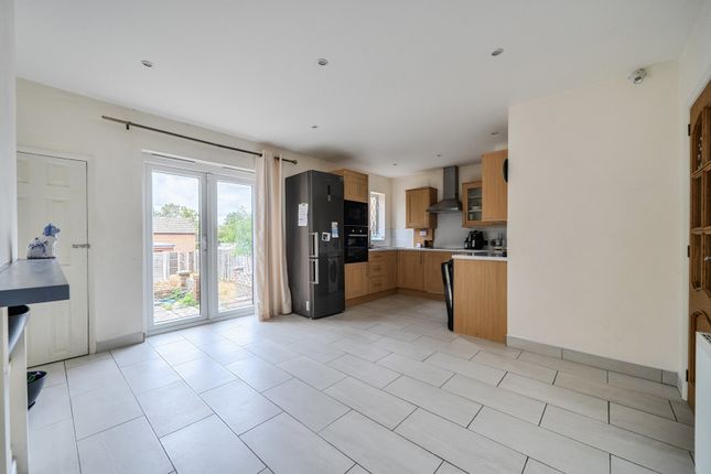 119, Harefield Road, Uxbridge photo 4