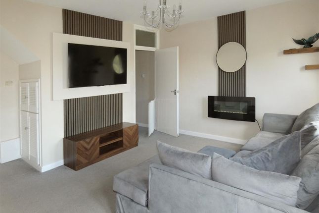 108, Dinsdale Gardens, Rustington Littlehampton photo 4