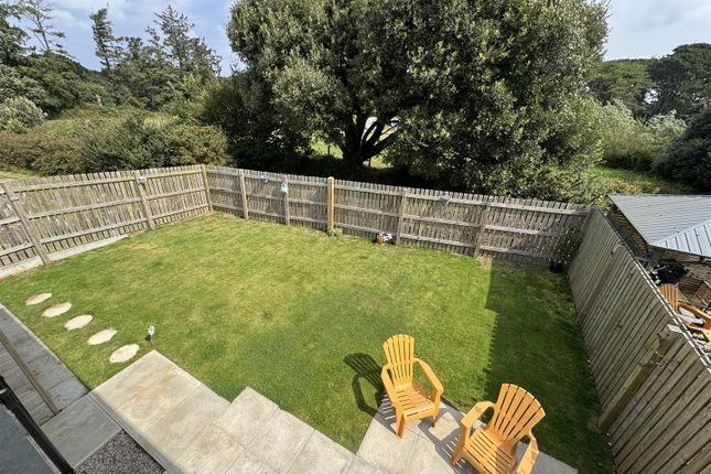 3, Highburrow Close, Redruth photo 2