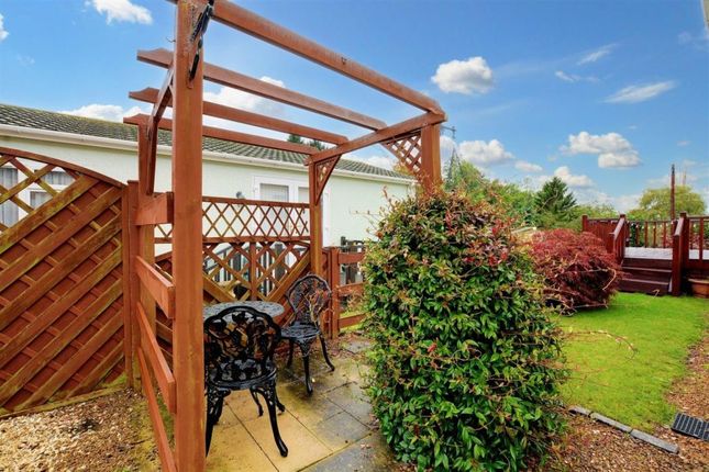 Sandy Oaks Residential Village, Lamins Lane, Nottingham photo 2
