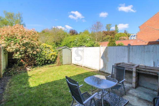 6 Oakwood Road, Leicester photo 4