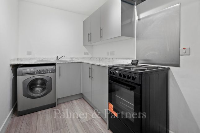 308, Dale Close, Colchester photo 4