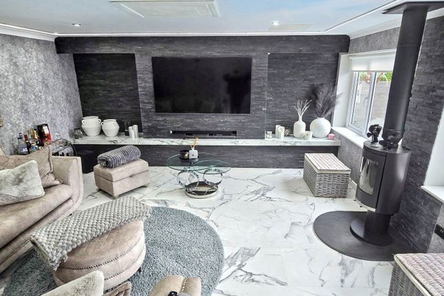 3, Stanton Court, Seaham photo 4