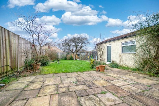 Property for sale in Wildern Lane, Hedge End, Southampton