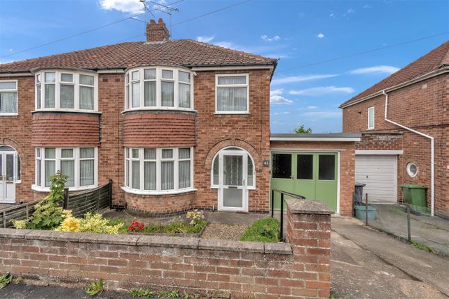 Property for sale in Newland Park Drive, York