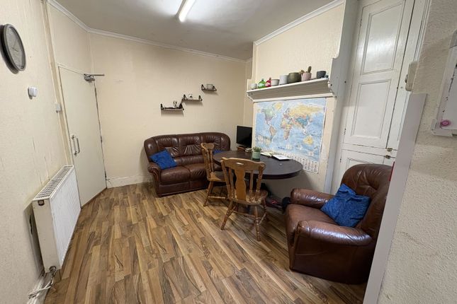 71, Caernafon Road, Bangor photo 4