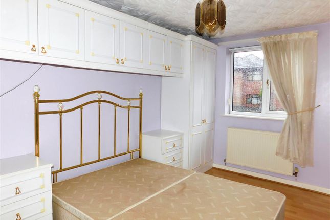 90A, Blandford Street, Ashton-Under-Lyne photo 4