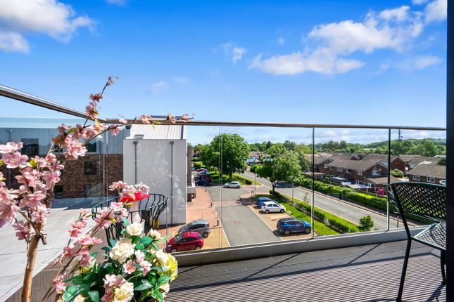 Apt 420, Harpers Green Harpers Road, Warrington photo 3