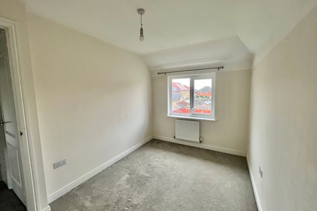 Detached house to rent in Grindale Road, Leicester