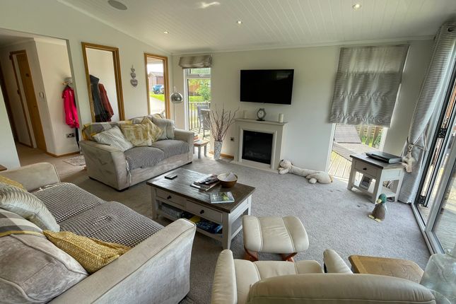 51 Gressingham, South Lakeland Leisure Village, Carnforth photo 3