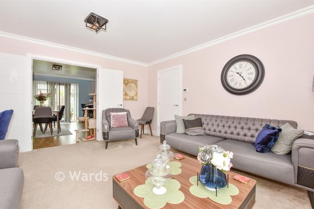 10, Bella Rosa Drive, Maidstone photo 3