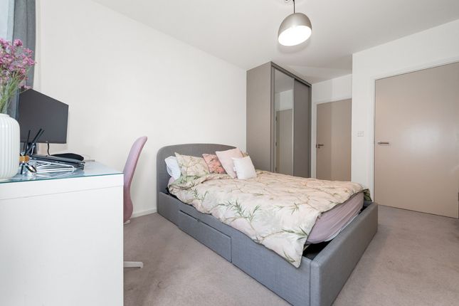 Maisonette for sale in Nellie Cressall Way, London