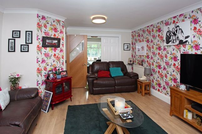 11, Gooch Close, Telford photo 3