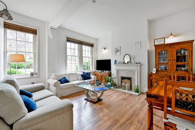 Flat 9,, Camperdown House, Windsor photo 3