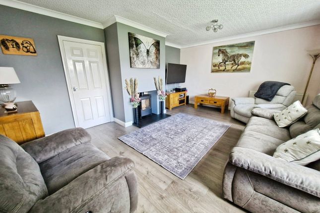 34, Old Road, Beverley photo 2