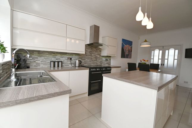 71, Summer Lane, Barnsley photo 2
