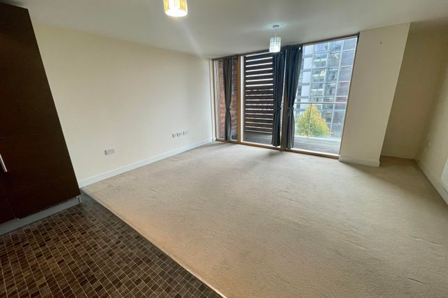 315, Milton Keynes photo 3