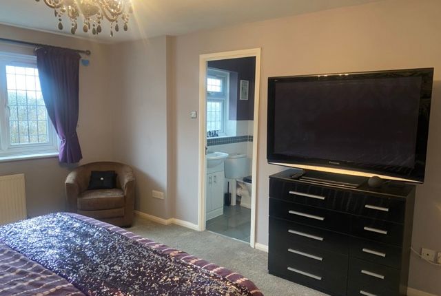Room to rent in Diana Close, Grays