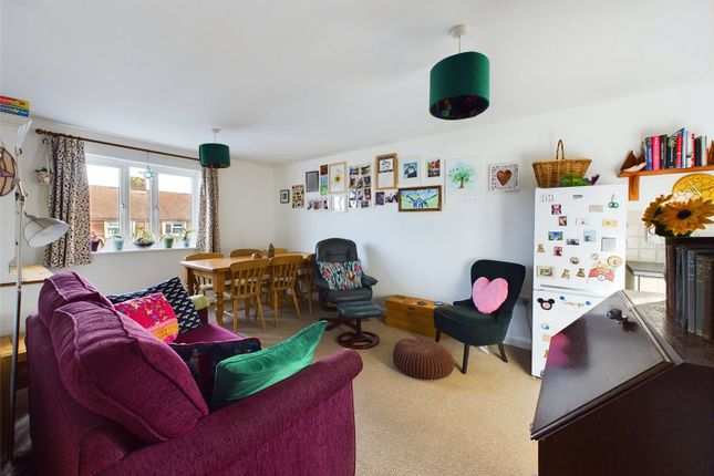 Flat for sale in Chequers Road, Gloucester, Gloucestershire
