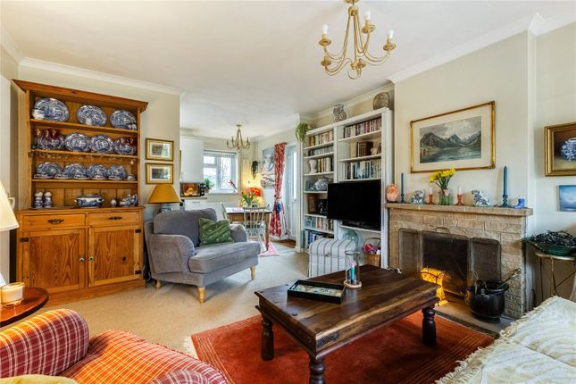4, Mallard Close, Alresford photo 3