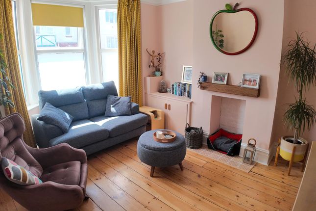 6, Coronation Road, Cowes photo 2
