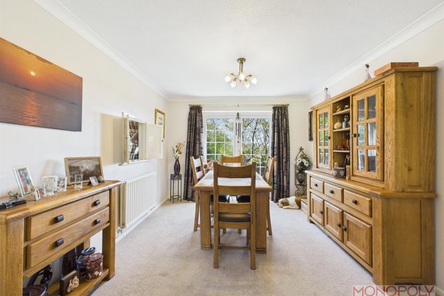 16, Kings Oak Court, Wrexham photo 4