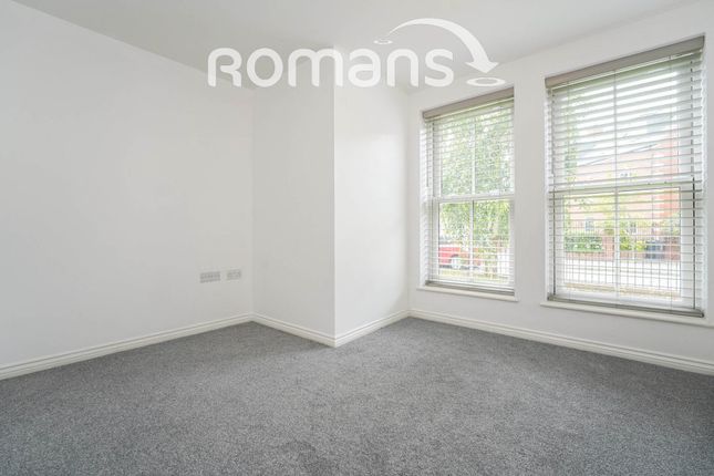 5, 44, Luna Close, Swindon photo 5