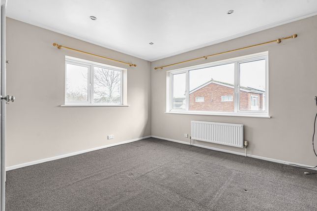 End terrace house for sale in Kingfishers, Wantage