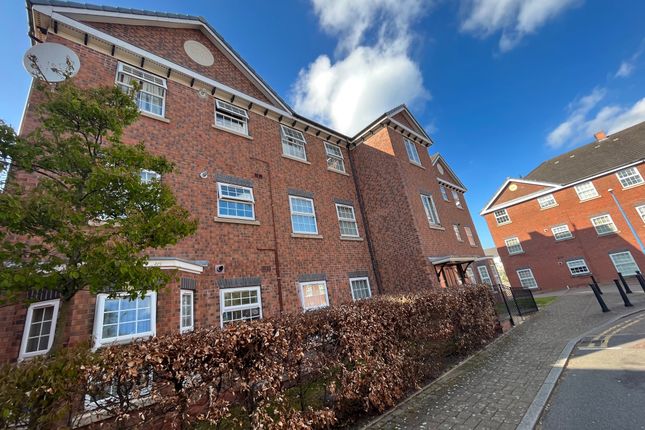 Flat for sale in Creed Way, West Bromwich
