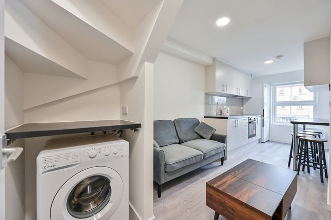 3, Wordsworth Road, London photo 4