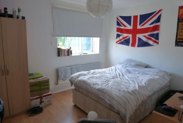 Mayo House, Lindley Street, London photo 4
