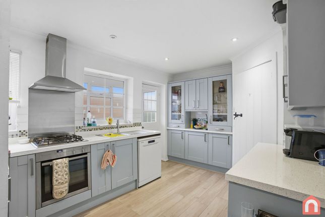 10 Canute Road, Birchington photo 3