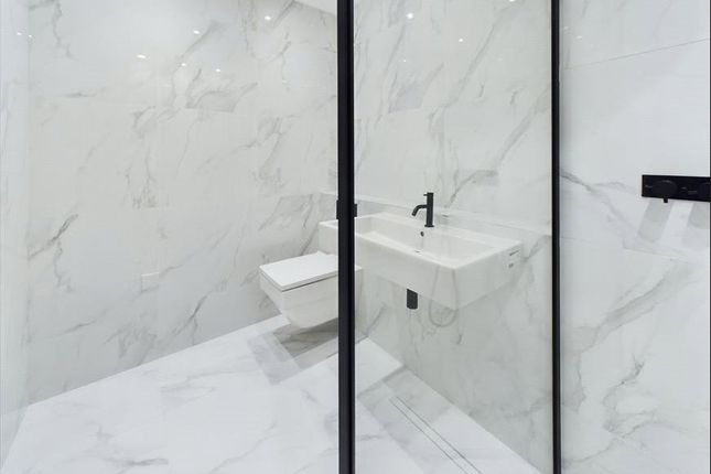 Flat 4 Nova House, Brondesbury Park, London photo 3