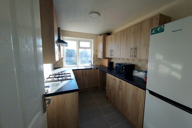 Two-Bedroom Apartment In Harrow.Nicola Place